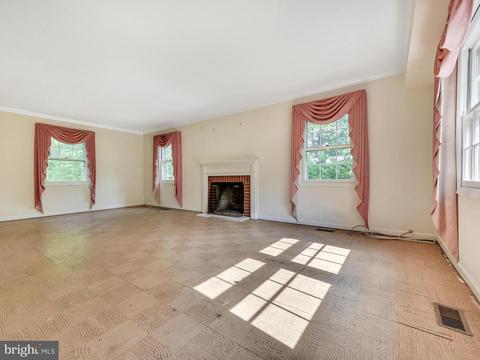 12400 Silverbirch Ln, Laurel, MD 20708 photo 17
