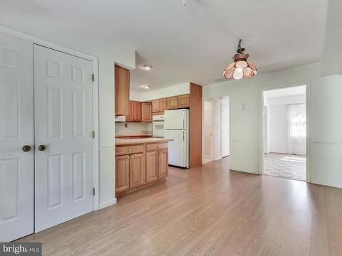 12400 Silverbirch Ln, Laurel, MD 20708 photo 21