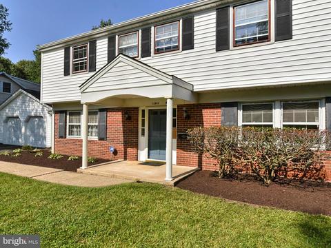 12400 Silverbirch Ln, Laurel, MD 20708 photo 2