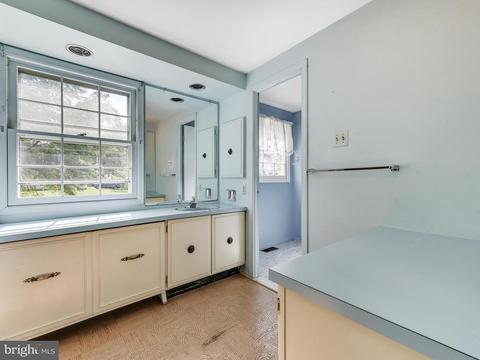 12400 Silverbirch Ln, Laurel, MD 20708 photo 35