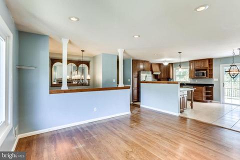 8408 Chervil Rd, Lanham, MD 20706 photo 9