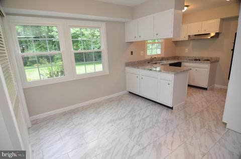 12408 Radnor Ln, Laurel, MD 20708 photo 21