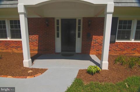 12408 Radnor Ln, Laurel, MD 20708 photo 3