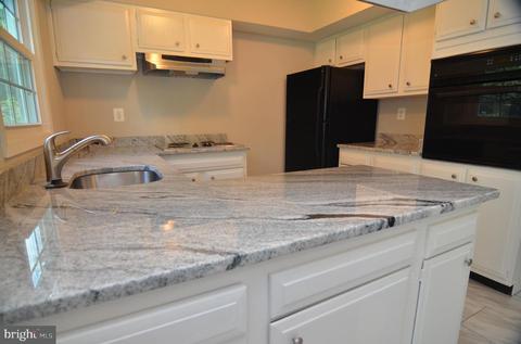 12408 Radnor Ln, Laurel, MD 20708 photo 24