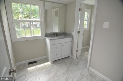 12408 Radnor Ln, Laurel, MD 20708 photo 39