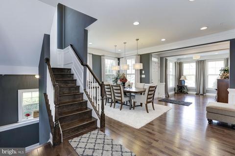 2501 Saint Nicholas Way, Lanham, MD 20706 photo 8