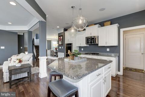 2501 Saint Nicholas Way, Lanham, MD 20706 photo 15