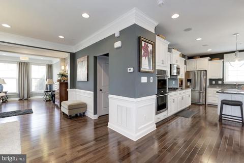 2501 Saint Nicholas Way, Lanham, MD 20706 photo 9