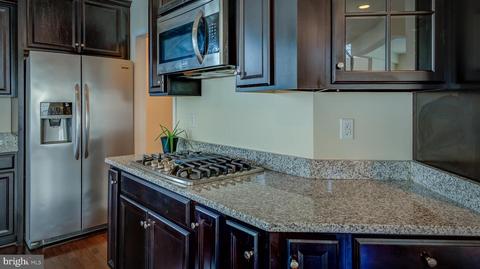9205 Eason St, Lanham, MD 20706 photo 5