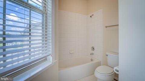 9205 Eason St, Lanham, MD 20706 photo 32