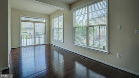 9205 Eason St, Lanham, MD 20706 photo 9