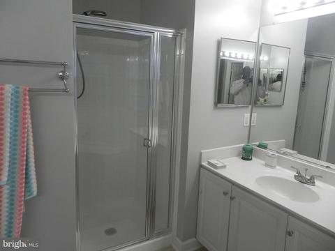 8800 Sumner Grove Dr, Laurel, MD 20708 photo 12