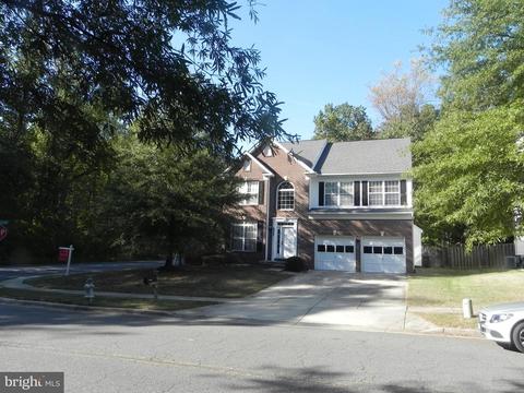 8800 Sumner Grove Dr, Laurel, MD 20708 photo 1