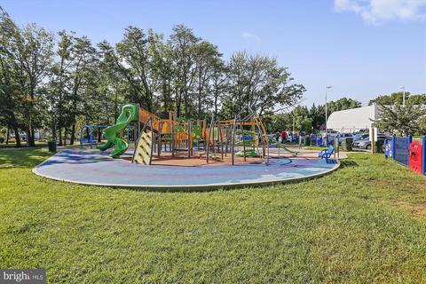 7540 Newberry Ln, Lanham, MD 20706 photo 35