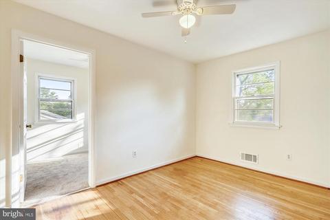 7540 Newberry Ln, Lanham, MD 20706 photo 14