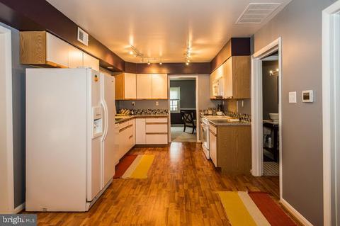 12500 Silverbirch Ln, Laurel, MD 20708 photo 11