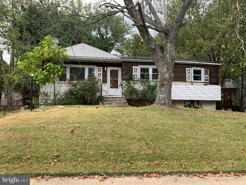 9122 Kinzer St, Lanham, MD 20706 photo 5