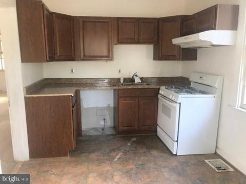 602 4th St, Laurel, MD 20707 photo 3