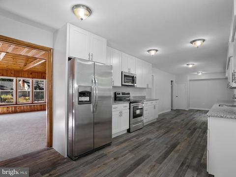 8796 Oxwell Ln, Laurel, MD 20708 photo 6