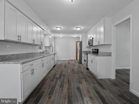8796 Oxwell Ln, Laurel, MD 20708 photo 10