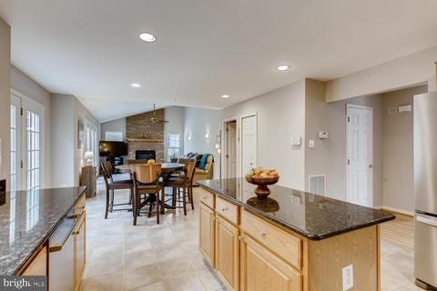 11006 Snowden Pond Rd, Laurel, MD 20708 photo 13