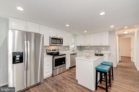712 Eucla Dr, Waldorf, MD 20601 photo 2