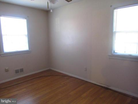 6917 Elbrook Rd, Lanham, MD 20706 photo 11