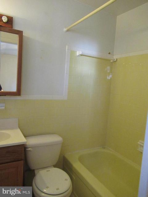 6917 Elbrook Rd, Lanham, MD 20706 photo 10
