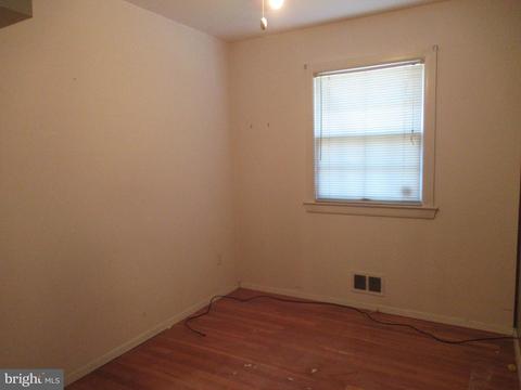 6917 Elbrook Rd, Lanham, MD 20706 photo 12