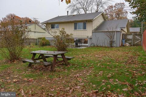 5710 Westgate Rd, Lanham, MD 20706 photo 4