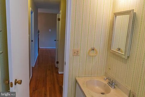 5710 Westgate Rd, Lanham, MD 20706 photo 21