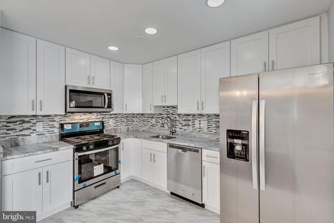 5606 Duchaine Dr, Lanham, MD 20706 photo 6
