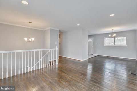 5606 Duchaine Dr, Lanham, MD 20706 photo 11
