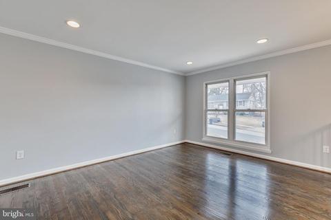 5606 Duchaine Dr, Lanham, MD 20706 photo 8