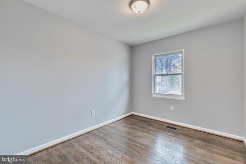 5606 Duchaine Dr, Lanham, MD 20706 photo 18
