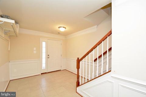 9016 Ruby Lockhart Blvd, Lanham, MD 20706 photo 4