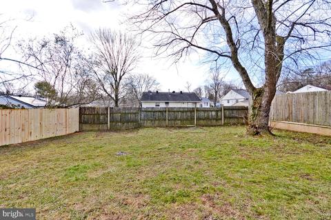 5610 Duchaine Dr, Lanham, MD 20706 photo 38