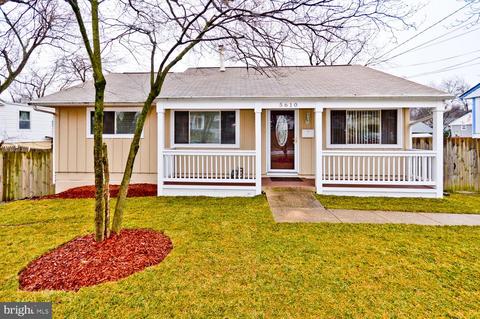 5610 Duchaine Dr, Lanham, MD 20706 photo 2