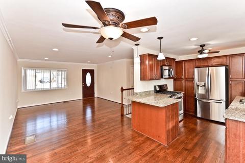 5610 Duchaine Dr, Lanham, MD 20706 photo 9