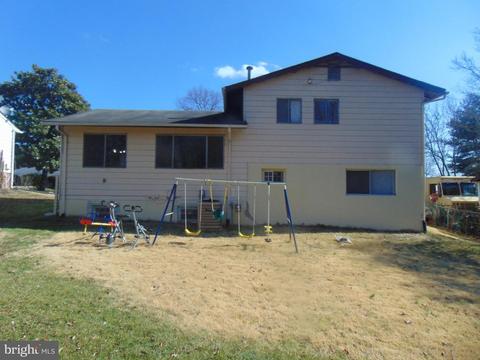 6518 Midra Dr, Lanham, MD 20706 photo 4