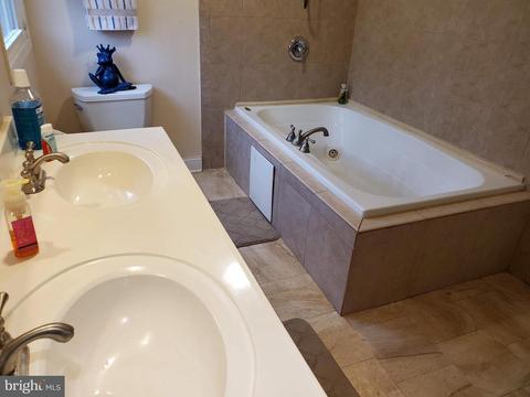 12416 Radnor Ln, Laurel, MD 20708 photo 10
