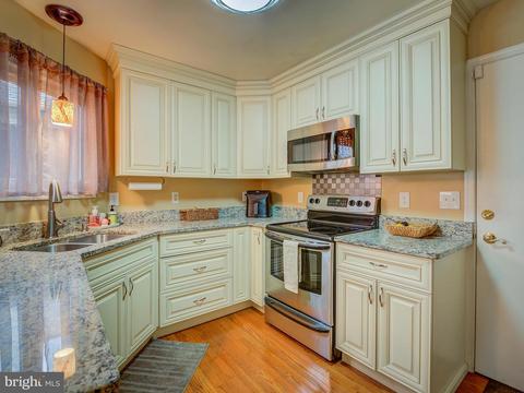 9321 Creekview Dr, Laurel, MD 20708 photo 33