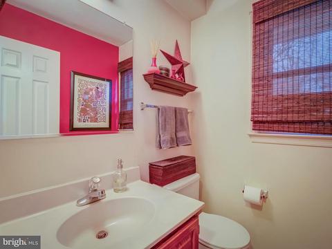 9321 Creekview Dr, Laurel, MD 20708 photo 21