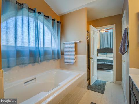 9321 Creekview Dr, Laurel, MD 20708 photo 49