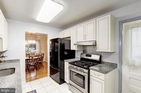 7017 Fitzpatrick Dr, Laurel, MD 20707 photo 27