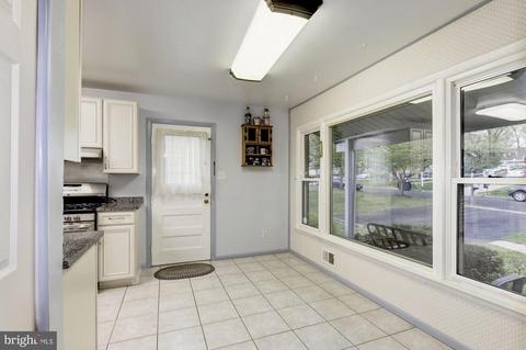 7017 Fitzpatrick Dr, Laurel, MD 20707 photo 24