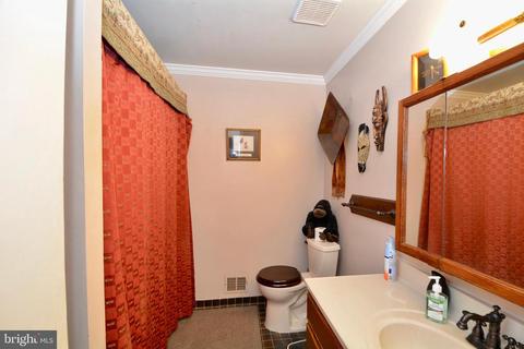 7009 Fitzpatrick Dr, Laurel, MD 20707 photo 18