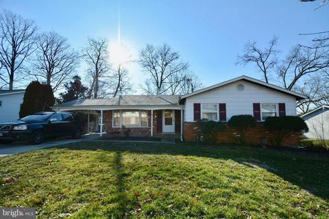 7009 Fitzpatrick Dr, Laurel, MD 20707 photo 1