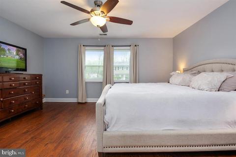 8803 Gramercy Ln, Laurel, MD 20708 photo 18