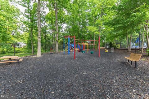 8803 Gramercy Ln, Laurel, MD 20708 photo 42